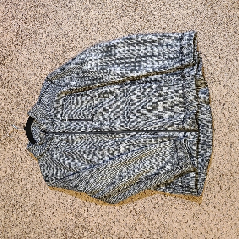 Gray jacket without hood